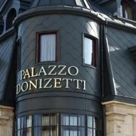 パラッツォ ドニゼッティ スペシャル カテゴリー