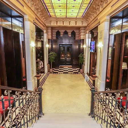 酒店 多尼采蒂宫特色酒店 4*