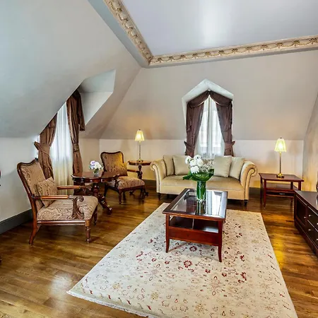 パラッツォ ドニゼッティ スペシャル カテゴリー 4*