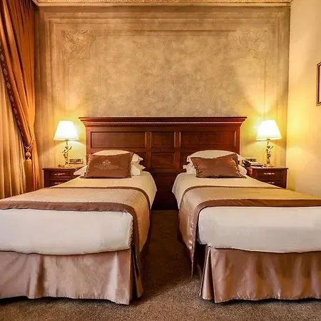 Hotel Palazzo Donizetti Istanbul, Tapestry Collection By Hilton