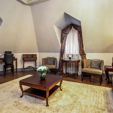 Palazzo Donizetti - Special Class Стамбул