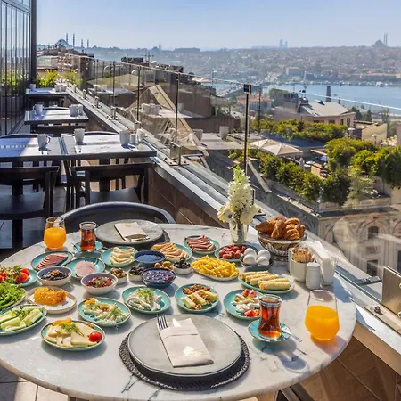 Palazzo Donizetti - Special Class Hotel Istambul