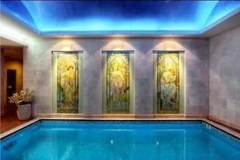 Hotel Palazzo Donizetti Istanbul, Tapestry Collection By Hilton