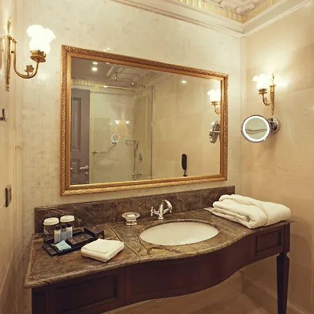 ホテル Palazzo Donizetti Istanbul, Tapestry Collection By Hilton