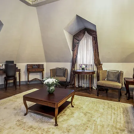 Palazzo Donizetti - Special Class Hotel Istambul