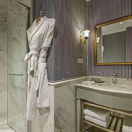 Hotel Palazzo Donizetti Istanbul, Tapestry Collection By Hilton 4*