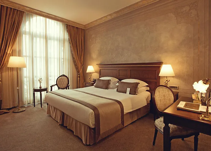 Hotel Palazzo Donizetti Istanbul, Tapestry Collection By Hilton