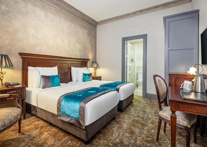 Palazzo Donizetti Istanbul, Tapestry Collection By Hilton Istanbul