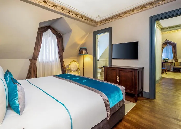 Palazzo Donizetti Istanbul, Tapestry Collection By Hilton Hotel Istanbul