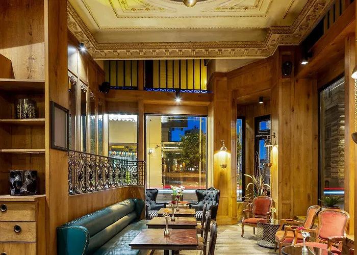 Hotel Palazzo Donizetti Istanbul, Tapestry Collection By Hilton 4*