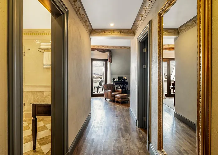 Hotel Palazzo Donizetti Istanbul, Tapestry Collection By Hilton Istanbul