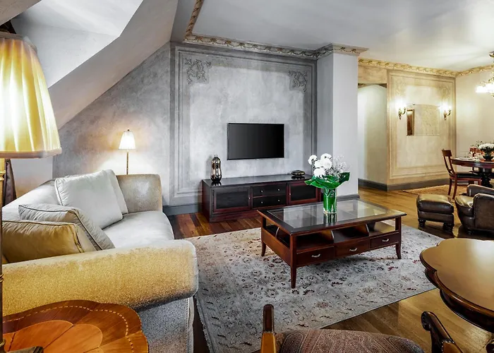 Palazzo Donizetti Istanbul, Tapestry Collection By Hilton Hotel Istanbul