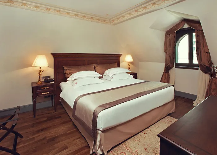 Palazzo Donizetti Istanbul, Tapestry Collection By Hilton