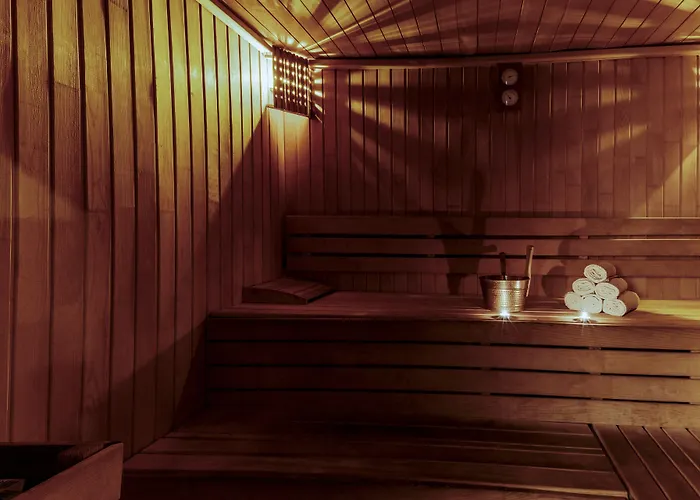 Palazzo Donizetti Istanbul, Tapestry Collection By Hilton