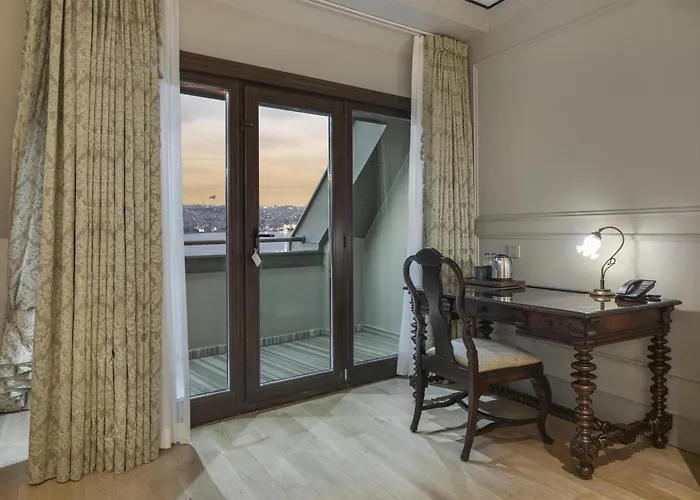 ホテル Palazzo Donizetti Istanbul, Tapestry Collection By Hilton イスタンブール